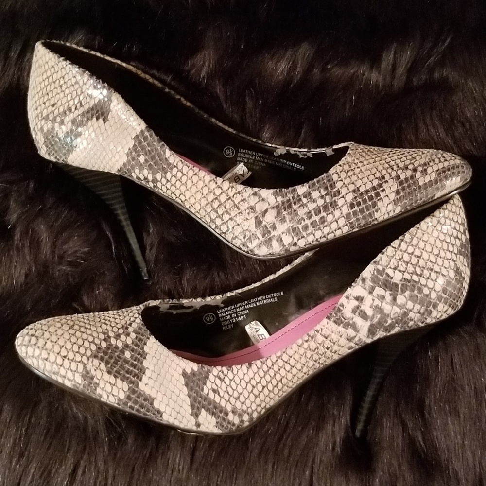 Isaac Mizrahi for Target Snakeskin Print Heels